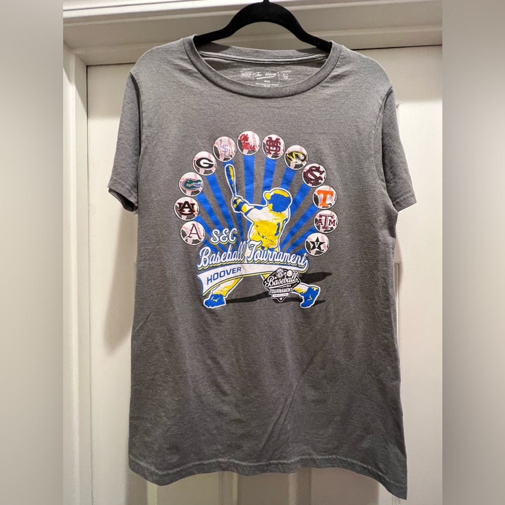 Vanderbilt SEC Baseball Tournament Champions 2018, t-shirt, size M